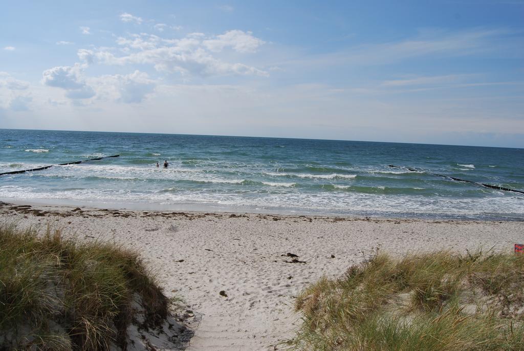Doppelhaushaelfte In Vitte Auf Hiddensee Buitenkant foto